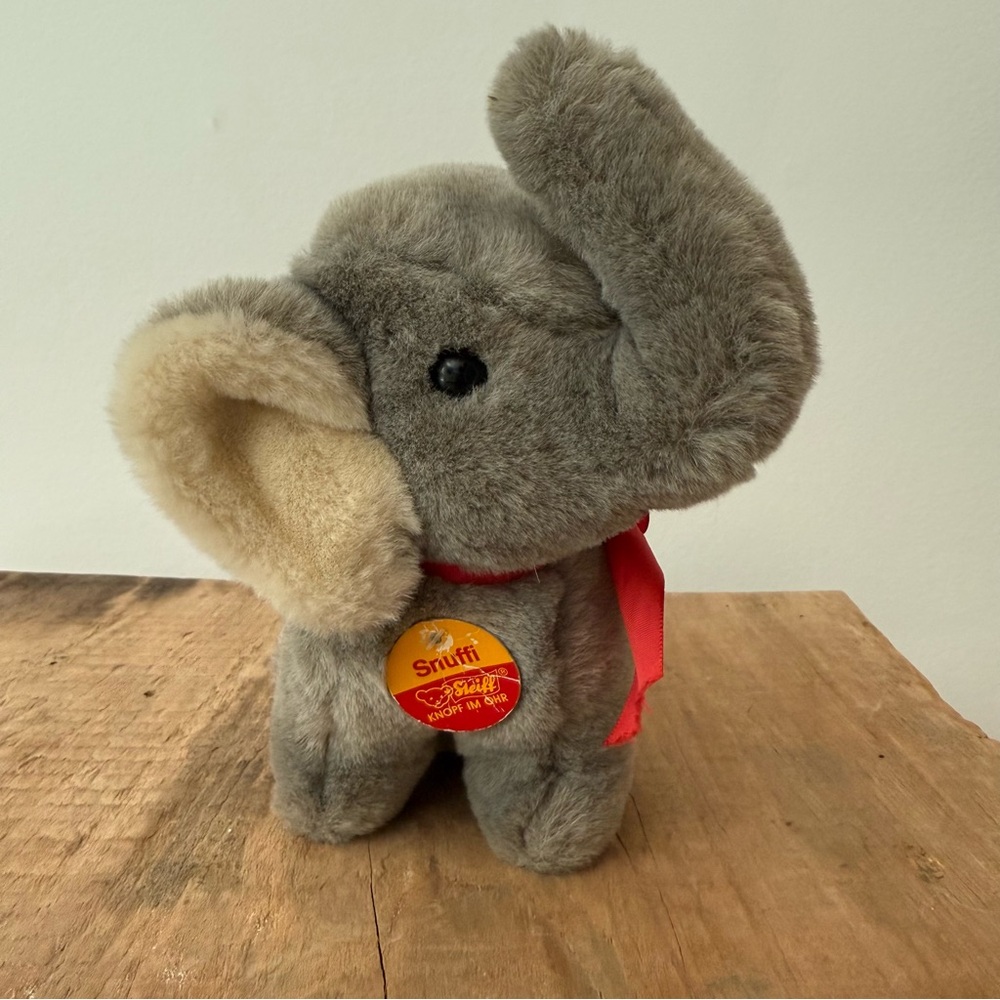 Vintage Steiff Snuffy Plush Elephant Toy - Soft Gray